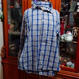 Yep a long sleeve shirt made by sonoma